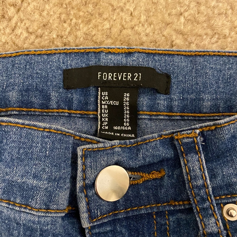 FOREVER 21 Blue Jeans